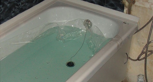 Установкой акрилового вкладыша | Эртиль